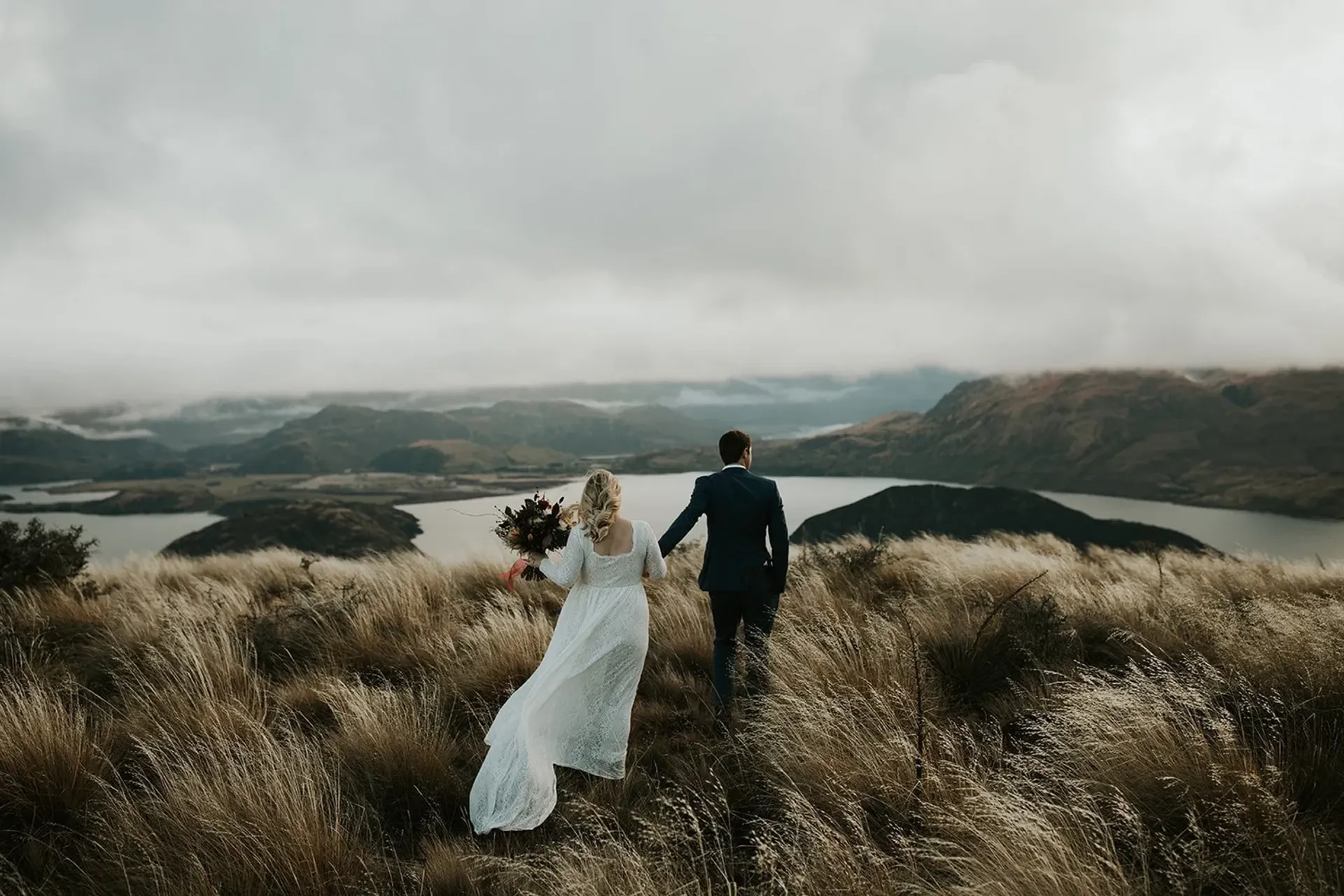 Elopement couple